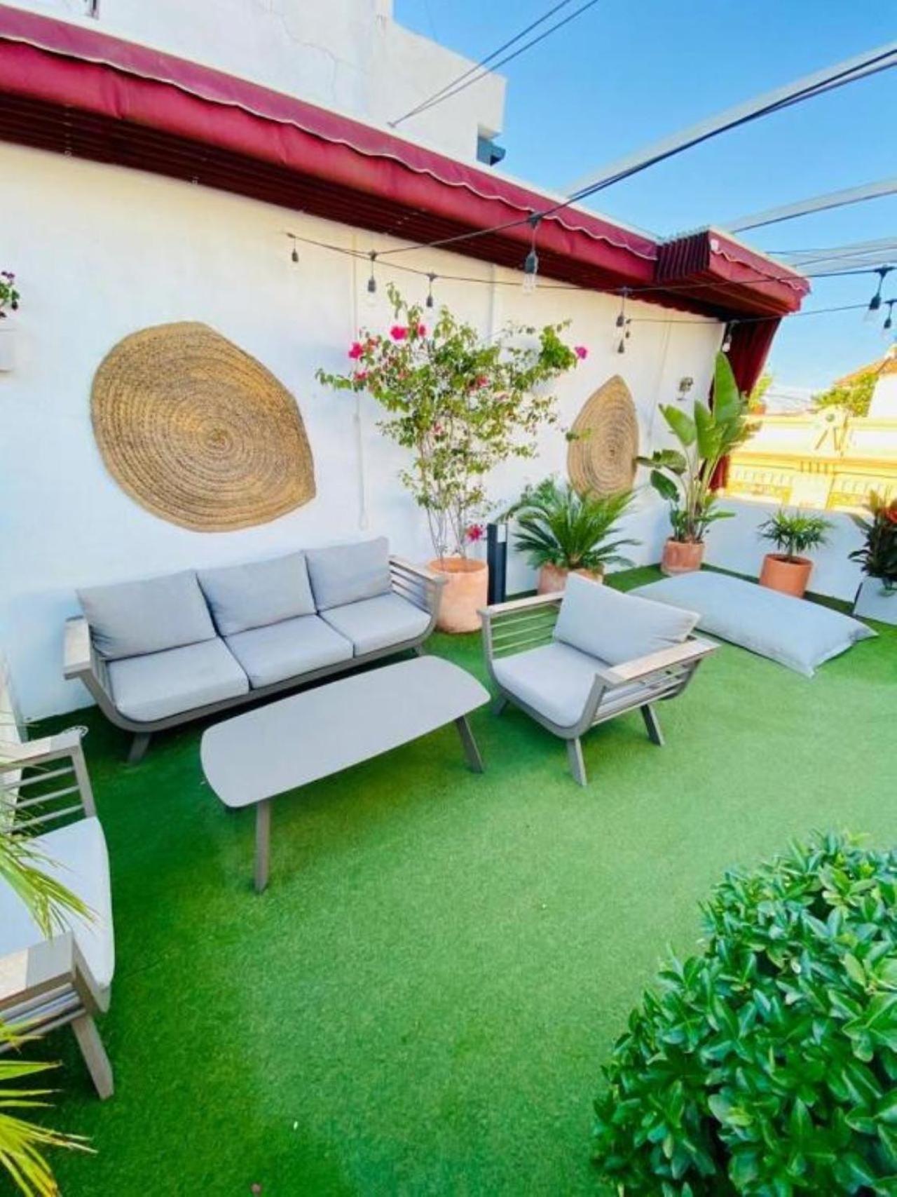 Atico Suite Con Terraza Totalmente Privada En Pleno Centro Historico De Sevilla Exterior photo