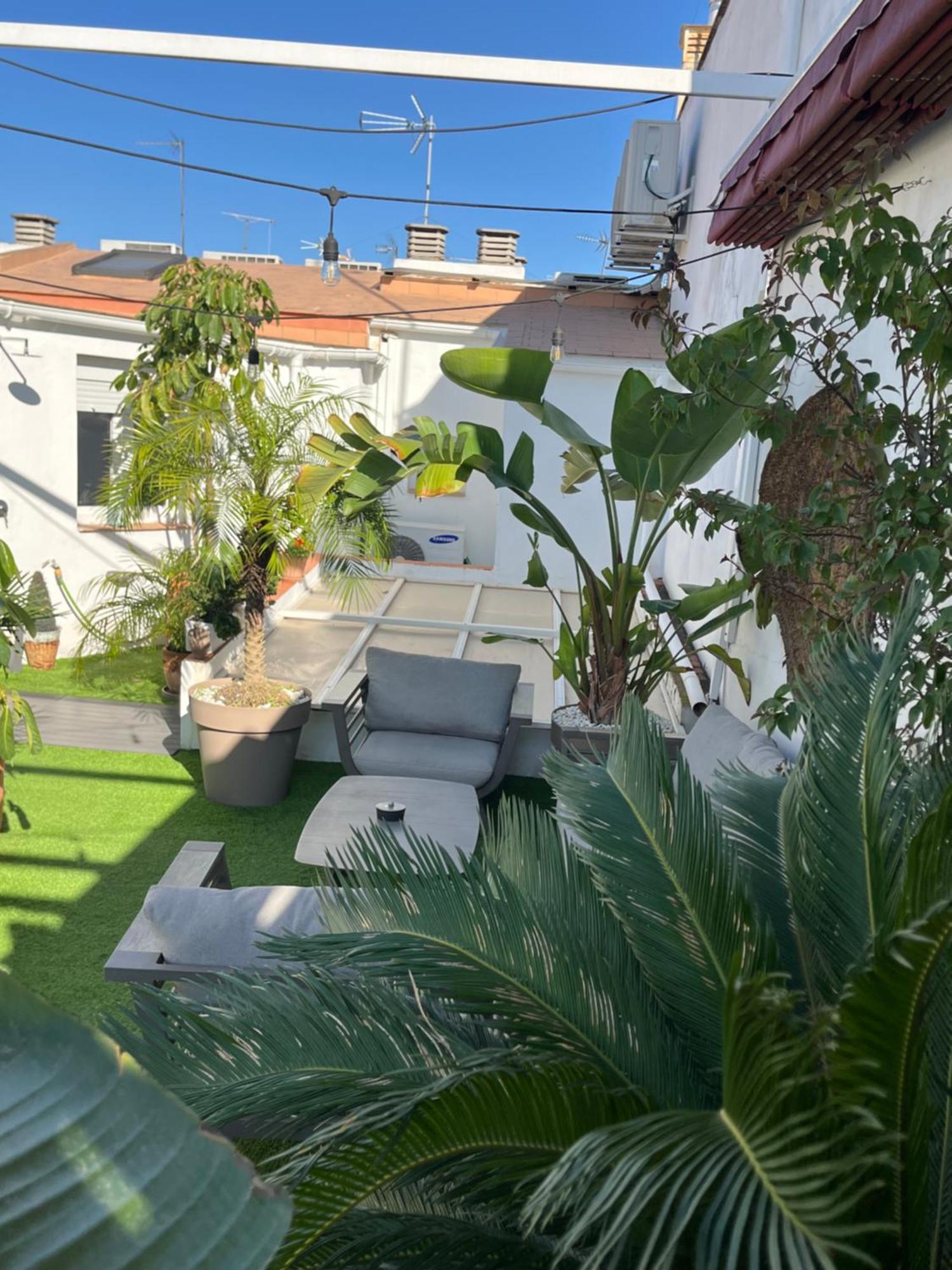 Atico Suite Con Terraza Totalmente Privada En Pleno Centro Historico De Sevilla Exterior photo